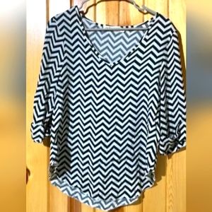Liberty Love blouse black and white chevron printed blouse size small pr…